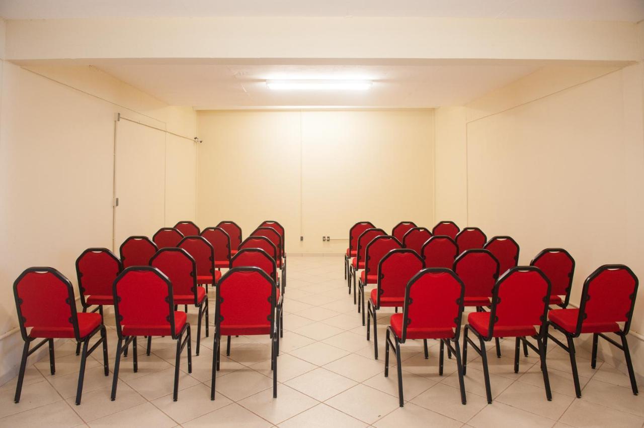 Hotel Cavera Алегрете Екстериор снимка