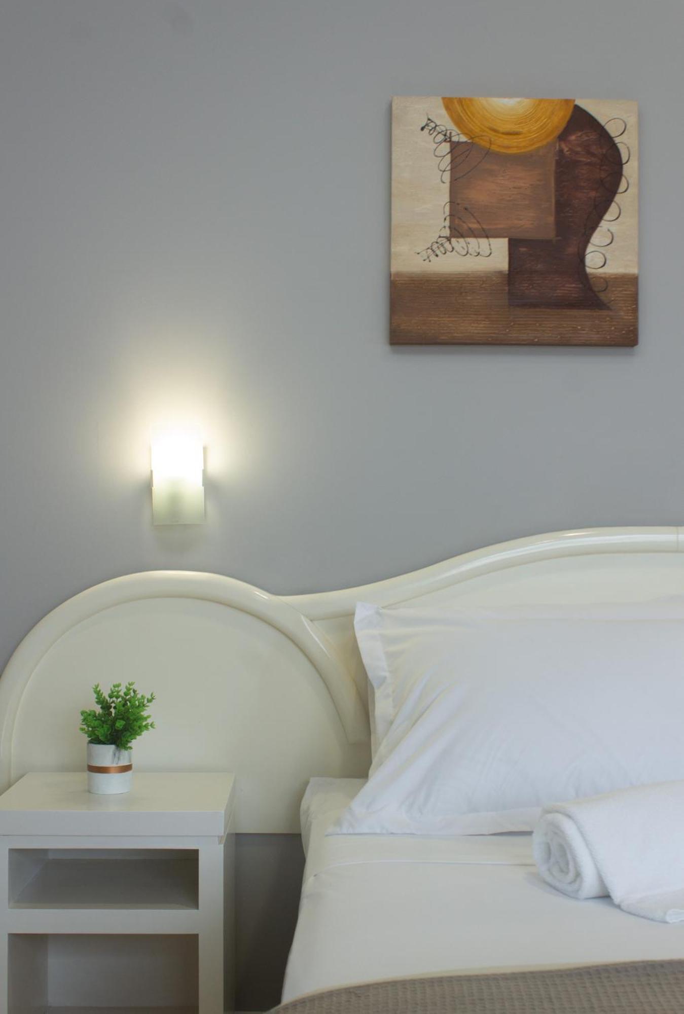 Hotel Cavera Алегрете Екстериор снимка