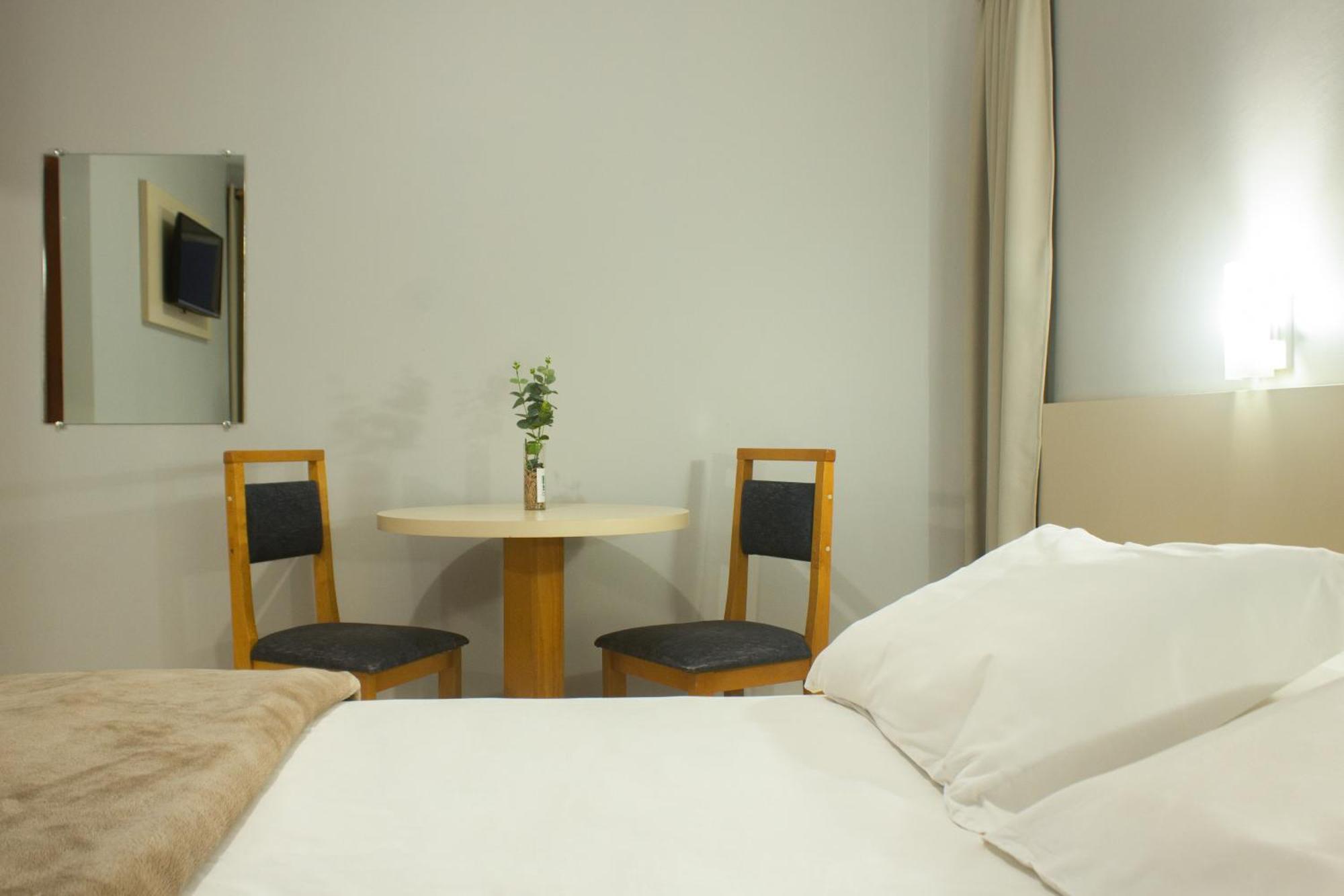 Hotel Cavera Алегрете Екстериор снимка